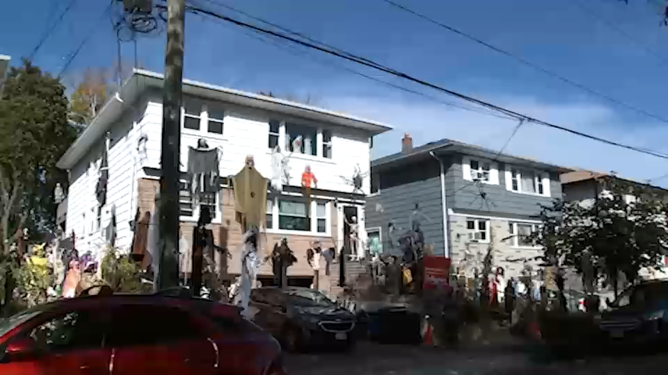 Bloomfield Halloween display draws crowds, complaints
       — Rockville Centre Real Estate news